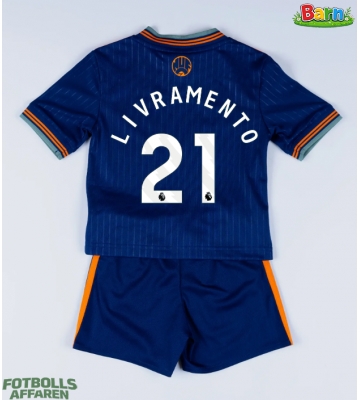 Newcastle United Tino Livramento #21 Tredjeställ Barn 2025-26 Kortärmad (+ Korta byxor)